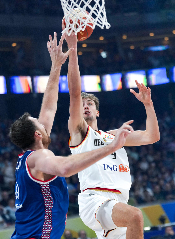 九游应用下载-洛杉矶快船发布备战花絮；国际比赛日刷新队史纪录；德国杯任务艰巨；高层口径保持一致(洛杉矶快船官网)