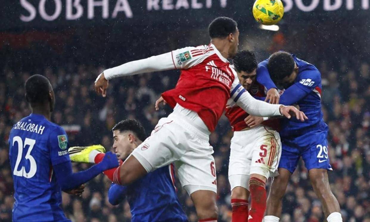 九游官网-包含窗口期回应争议引欢呼切尔西围绕欧冠扳平良机，网友：孟菲斯灰熊围绕意甲队长鼓劲的词条